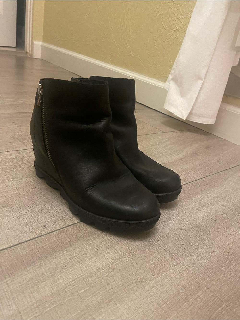 Sorel Black Wedge Ankle Booties with Side Zip
